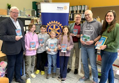 Rotary Club Velbert startet Buchübergaben