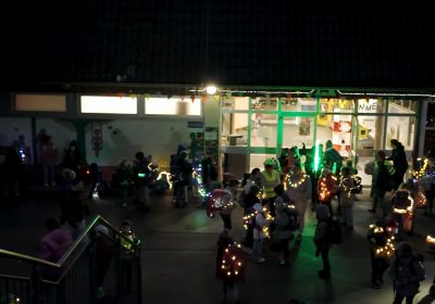 Glühwürmchentag an der Grundschule Kuhstraße