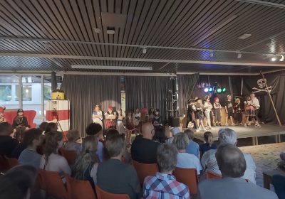 Theater AG präsentiert: Käptn Knitterbart – Teil 2